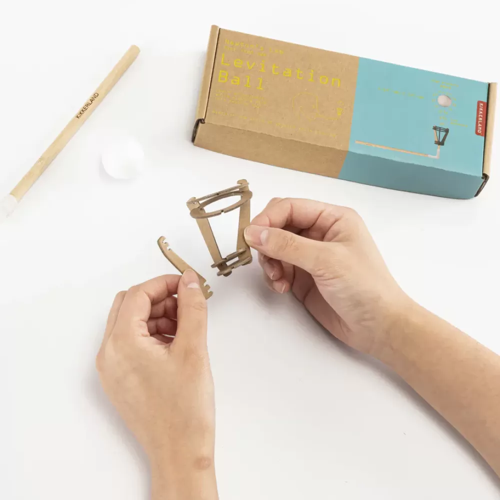 Clearance Kikkerland Kit Pallina Che Levita