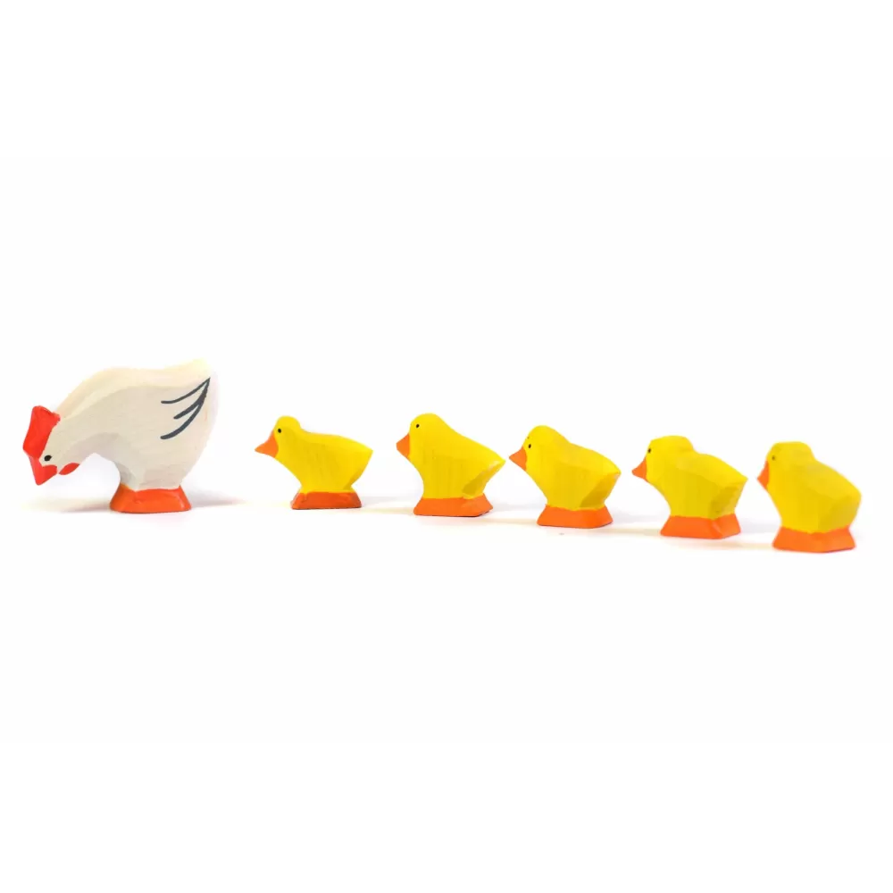 Shop Bumbutoys Pulcino In Legno